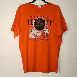 Mens IN THE PATH OF TOTALITY GREAT SOLAR ECLIPSE   ECLIPSEVILLE, USA 8/21/2017 L